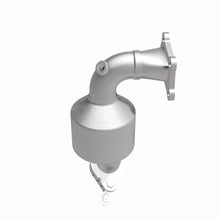 Load image into Gallery viewer, MagnaFlow Exhaust Products 5582881 California CARB Manifold Catalytic Converter for Select Chevrolet Equinox, GMC Terrain