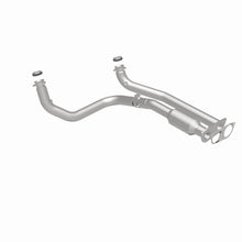 Load image into Gallery viewer, MagnaFlow Exhaust Products 95470 HM Grade Direct-Fit Catalytic Converter for Select Chevrolet C2500, Chevrolet C2500 Suburban, Chevrolet C3500, Chevrolet K2500, Chevrolet K2500 Suburban, Chevrolet K3500, GMC C2500, GMC C2500 Suburban, GMC C3500, GMC