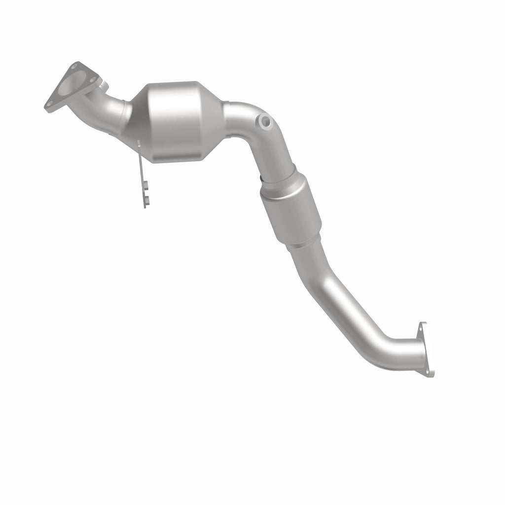 MagnaFlow Exhaust Products 52585 OEM Grade Direct-Fit Catalytic Converter for Select Audi Q7, Volkswagen Touareg