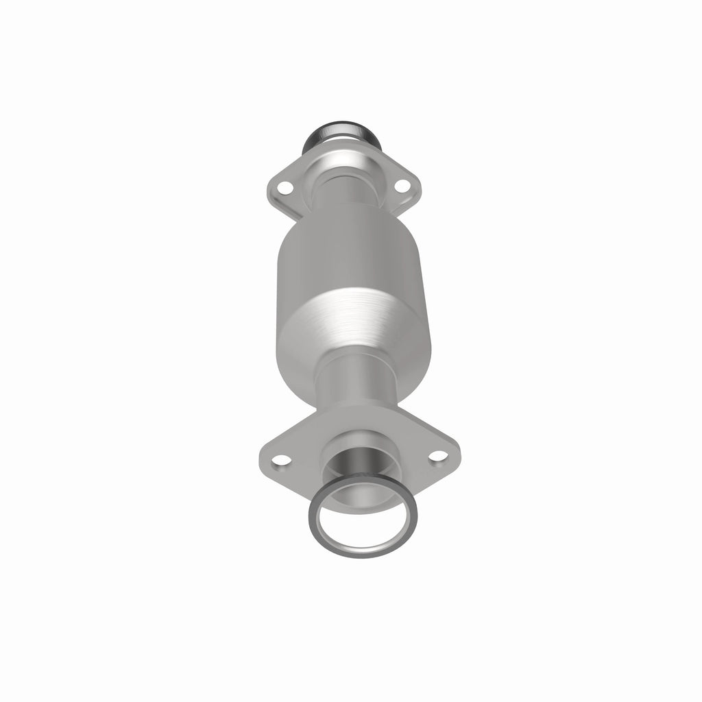 MagnaFlow Exhaust Products 52546 OEM Grade Direct-Fit Catalytic Converter for Select Toyota Sienna