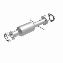 Load image into Gallery viewer, MagnaFlow Exhaust Products 4451484 California CARB Direct-Fit Catalytic Converter for Select Chevrolet S10, GMC Sonoma