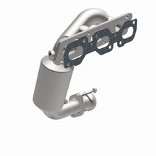 Load image into Gallery viewer, MagnaFlow Exhaust Products 4583370 California CARB Manifold Catalytic Converter for Select Ford Escape, Mazda Tribute