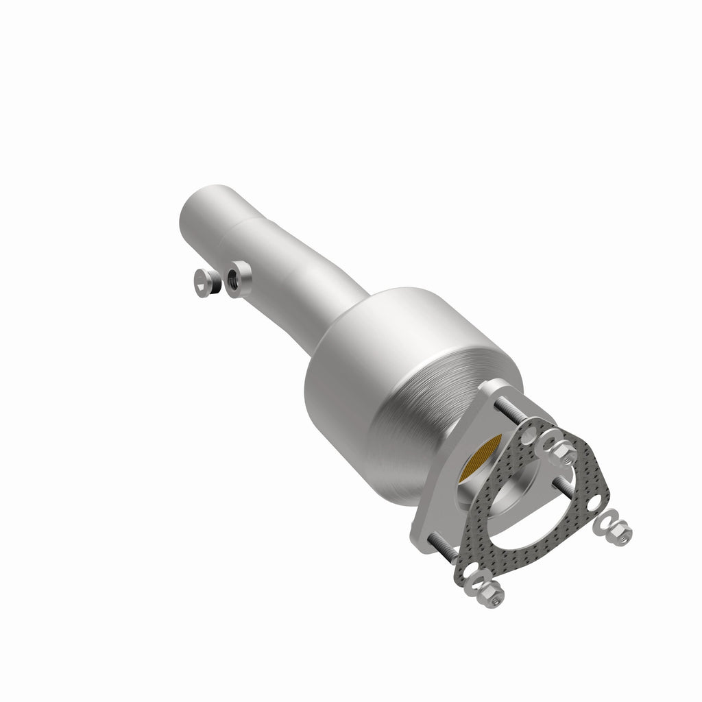 MagnaFlow Exhaust Products 280732 OEM Grade Direct-Fit Catalytic Converter for Select Land Rover Discovery Sport, Land Rover Range Rover Evoque