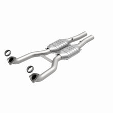 Load image into Gallery viewer, MagnaFlow Exhaust Products 4481988 California CARB Direct-Fit Catalytic Converter for Select Chevrolet Corvette
