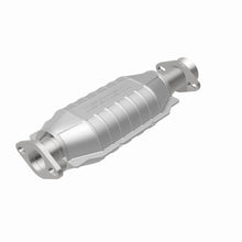 Load image into Gallery viewer, MagnaFlow Exhaust Products 93286 HM Grade Direct-Fit Catalytic Converter for Select Mitsubishi Montero