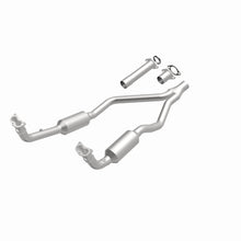 Load image into Gallery viewer, MagnaFlow Exhaust Products 3391821 California CARB Direct-Fit Catalytic Converter for Select Land Rover Range Rover