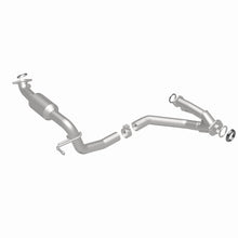 Load image into Gallery viewer, MagnaFlow Exhaust Products 52562 OEM Grade Direct-Fit Catalytic Converter for Select Toyota Tacoma