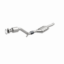 Load image into Gallery viewer, MagnaFlow Exhaust Products 51589 OEM Grade Direct-Fit Catalytic Converter for Select Audi A6, Audi A6 Quattro, Volkswagen Passat