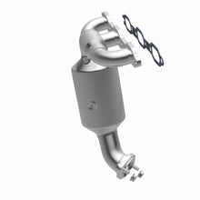 Load image into Gallery viewer, MagnaFlow Exhaust Products 51480 OEM Grade Manifold Catalytic Converter for Select Chrysler Pacifica