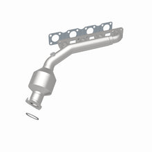 Load image into Gallery viewer, MagnaFlow Exhaust Products 52425 OEM Grade Manifold Catalytic Converter for Select INFINITI M45, INFINITI Q45