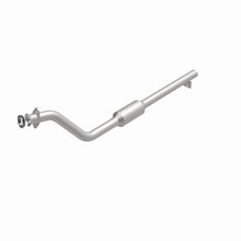 Load image into Gallery viewer, MagnaFlow Exhaust Products 3391438 California CARB Direct-Fit Catalytic Converter for Select Chevrolet Lumina APV, Oldsmobile Silhouette, Pontiac Trans Sport