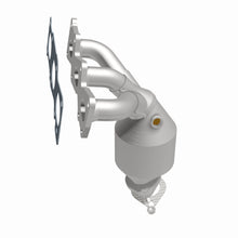 Load image into Gallery viewer, MagnaFlow Exhaust Products 51057 OEM Grade Manifold Catalytic Converter for Select Hyundai Azera, Hyundai Sonata, Kia Amanti