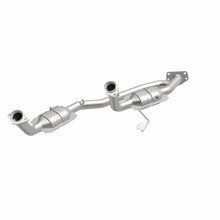 Load image into Gallery viewer, MagnaFlow Exhaust Products 23083 HM Grade Direct-Fit Catalytic Converter for Select Ford Freestar, Mercury Monterey