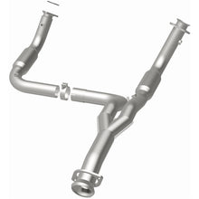 Load image into Gallery viewer, MagnaFlow Exhaust Products 4551644 California CARB Direct-Fit Catalytic Converter for Select Chevrolet Silverado HD, Chevrolet Silverado HD, GMC Sierra HD, GMC Sierra HD