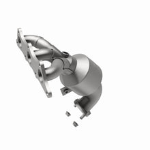 Load image into Gallery viewer, MagnaFlow Exhaust Products 51677 OEM Grade Manifold Catalytic Converter for Select Mitsubishi Endeavor, Mitsubishi Galant