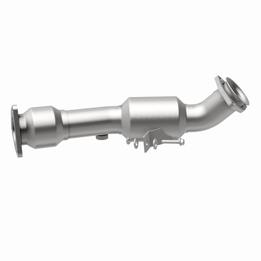MagnaFlow Exhaust Products 51152 OEM Grade Direct-Fit Catalytic Converter for Select Volkswagen Touareg