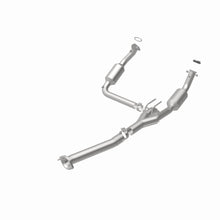Load image into Gallery viewer, MagnaFlow Exhaust Products 4551211 California CARB Direct-Fit Catalytic Converter for Select Chevrolet Express 1500, Chevrolet Express 2500, GMC Savana 1500, GMC Savana