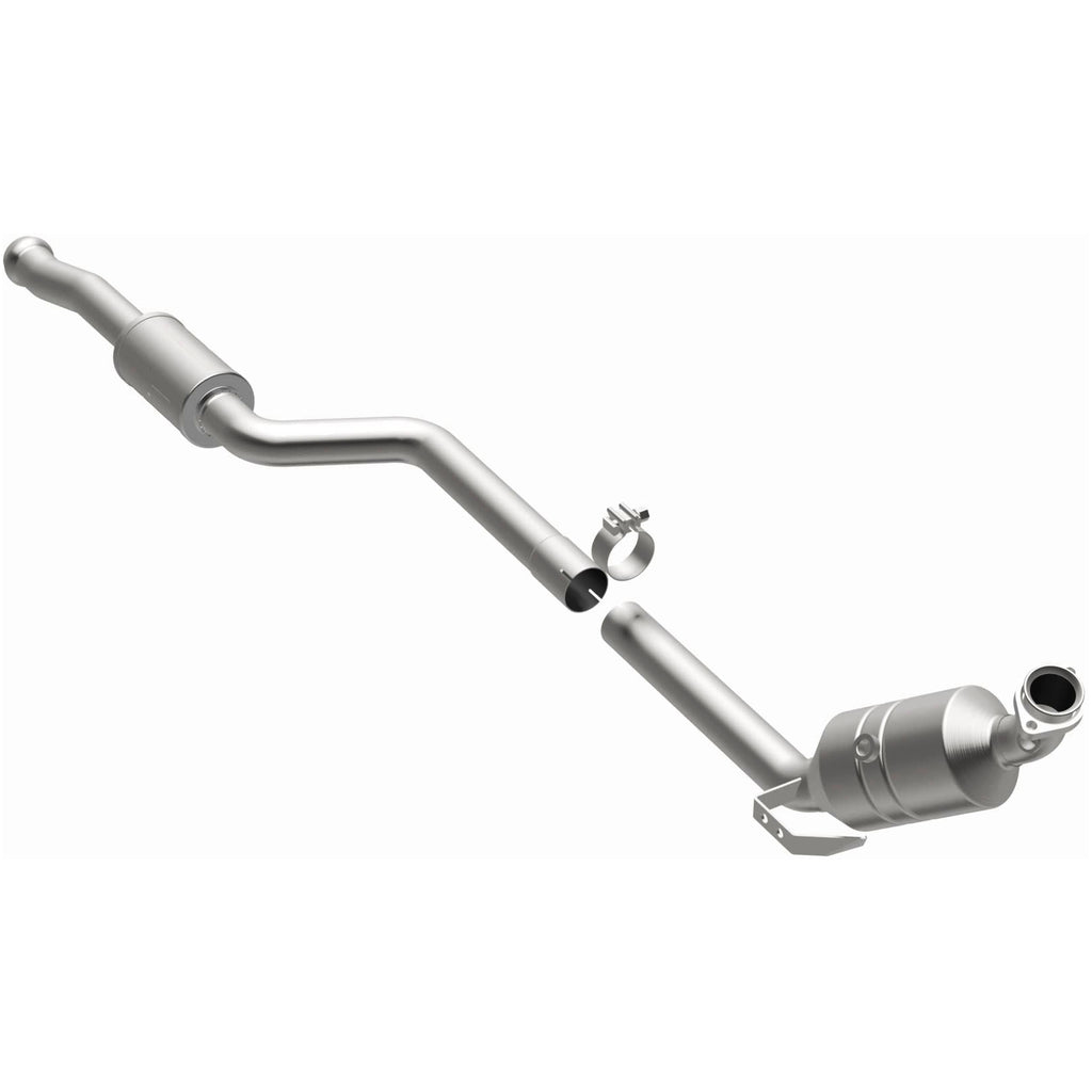 MagnaFlow Exhaust Products 51922 OEM Grade Direct-Fit Catalytic Converter for Select Mercedes-Benz C300, Mercedes-Benz C350