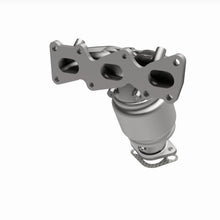 Load image into Gallery viewer, MagnaFlow Exhaust Products 5531855 California CARB Manifold Catalytic Converter for Select Hyundai Azera, Hyundai Sonata