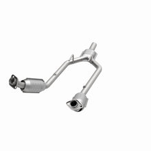Load image into Gallery viewer, MagnaFlow Exhaust Products 23325 HM Grade Direct-Fit Catalytic Converter for Select Ford Thunderbird, Mercury Cougar