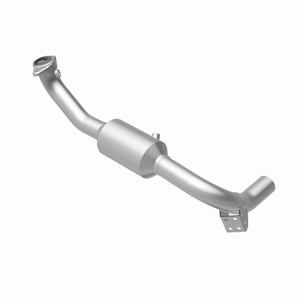 MagnaFlow Exhaust Products 52507 OEM Grade Direct-Fit Catalytic Converter for Select Lincoln Navigator