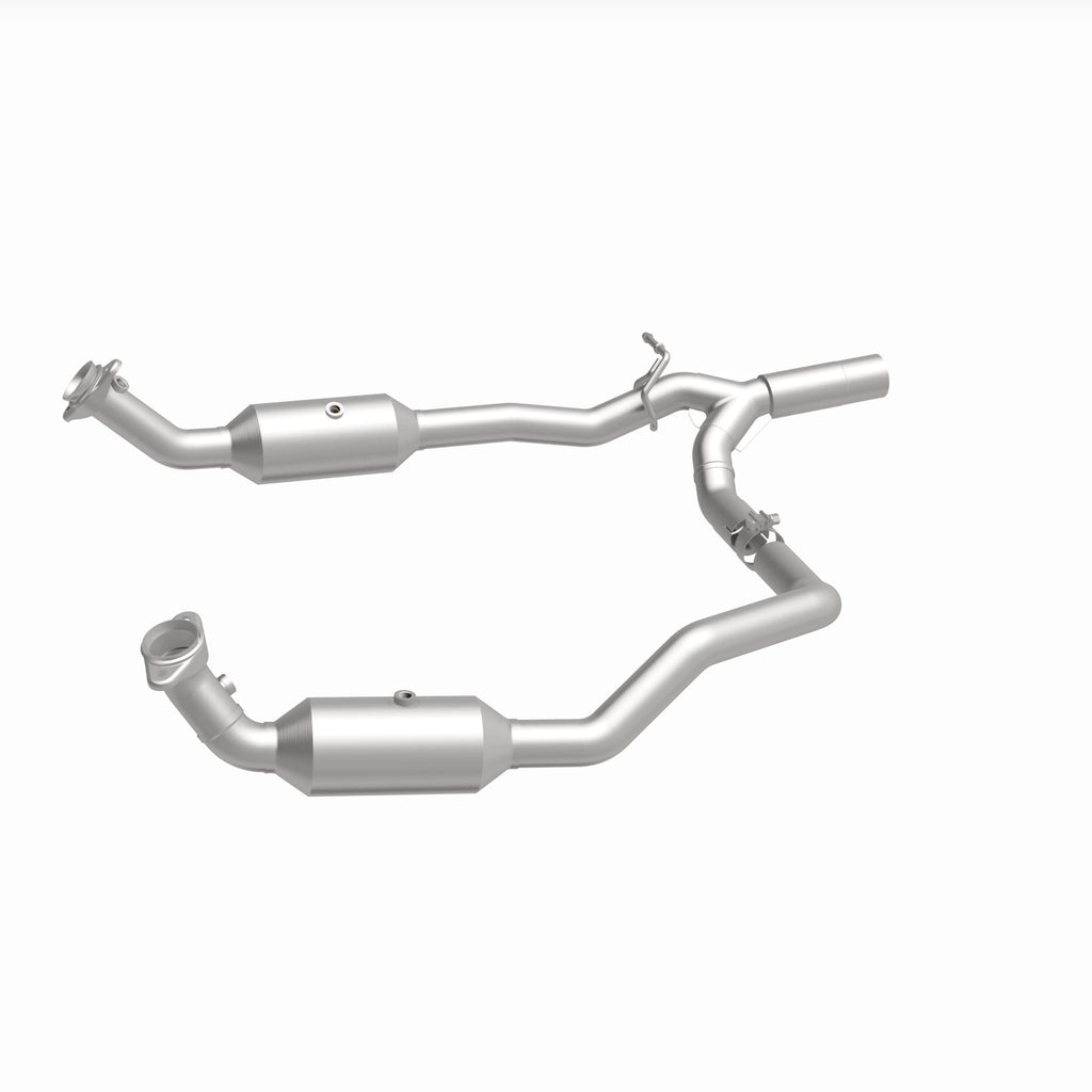 MagnaFlow Exhaust Products 280014 OEM Grade Direct-Fit Catalytic Converter for Select Ford E-350 Super Duty, Ford E-450 Super Duty