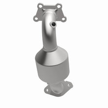Load image into Gallery viewer, MagnaFlow Exhaust Products 52001 OEM Grade Direct-Fit Catalytic Converter for Select Buick LaCrosse, Cadillac XTS, Chevrolet Impala