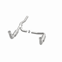 Load image into Gallery viewer, MagnaFlow Exhaust Products 5451187 California CARB Direct-Fit Catalytic Converter for Select Dodge Nitro, Jeep Liberty