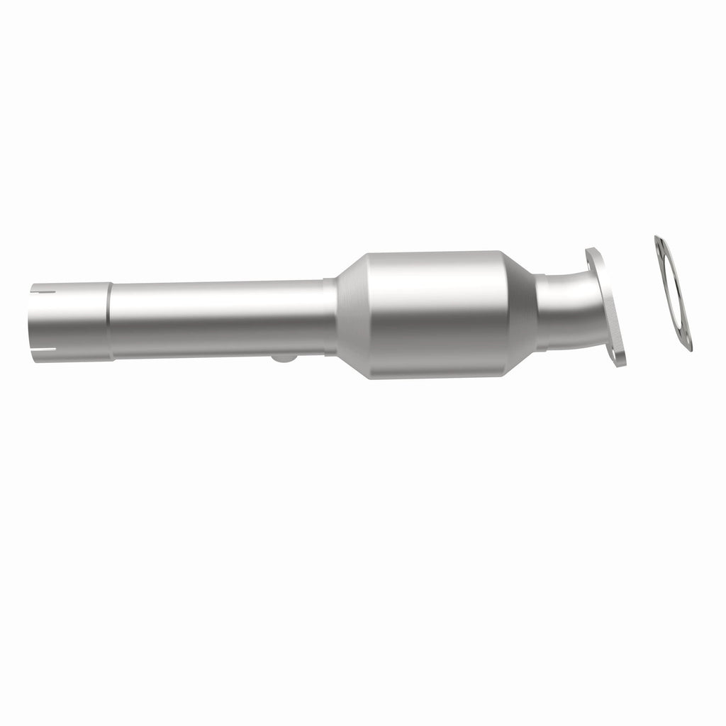 MagnaFlow Exhaust Products 21-989 OEM Grade Direct-Fit Catalytic Converter for Select Chevrolet Silverado 2500, Chevrolet Silverado HD, GMC Sierra 2500, GMC Sierra HD