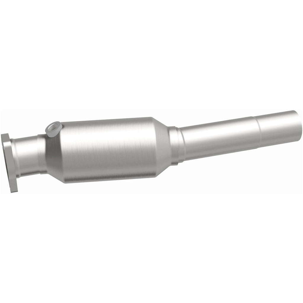MagnaFlow Exhaust Products 22915 Standard Grade Direct-Fit Catalytic Converter for Select Volkswagen Corrado, Volkswagen Golf, Volkswagen Jetta, Volkswagen Passat