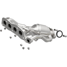Load image into Gallery viewer, MagnaFlow Exhaust Products 22-262 OEM Grade Manifold Catalytic Converter for Select Lexus UX200, Toyota Corolla