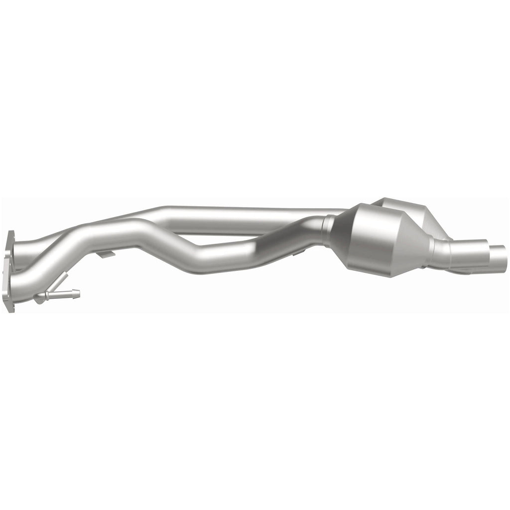 MagnaFlow Exhaust Products 51957 OEM Grade Direct-Fit Catalytic Converter for Select Audi Q7, Volkswagen Touareg