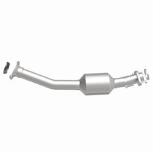 Load image into Gallery viewer, MagnaFlow Exhaust Products 52689 OEM Grade Direct-Fit Catalytic Converter for Select Chevrolet City Express, Nissan NV200