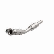 Load image into Gallery viewer, MagnaFlow Exhaust Products 454200 California CARB Direct-Fit Catalytic Converter for Select Toyota Corolla, Toyota Matrix