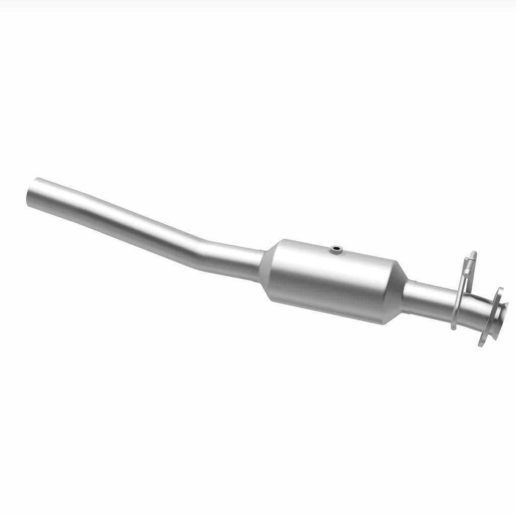 MagnaFlow Exhaust Products 280447 OEM Grade Direct-Fit Catalytic Converter for Select Ford F-53 Motorhome Chassis