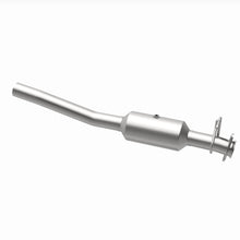 Load image into Gallery viewer, MagnaFlow Exhaust Products 280447 OEM Grade Direct-Fit Catalytic Converter for Select Ford F-53 Motorhome Chassis