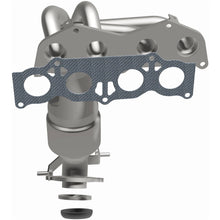 Load image into Gallery viewer, MagnaFlow Exhaust Products 5582267 California CARB Manifold Catalytic Converter for Select Toyota RAV4
