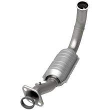 Load image into Gallery viewer, MagnaFlow Exhaust Products 49583 OEM Grade Direct-Fit Catalytic Converter for Select Jeep Liberty
