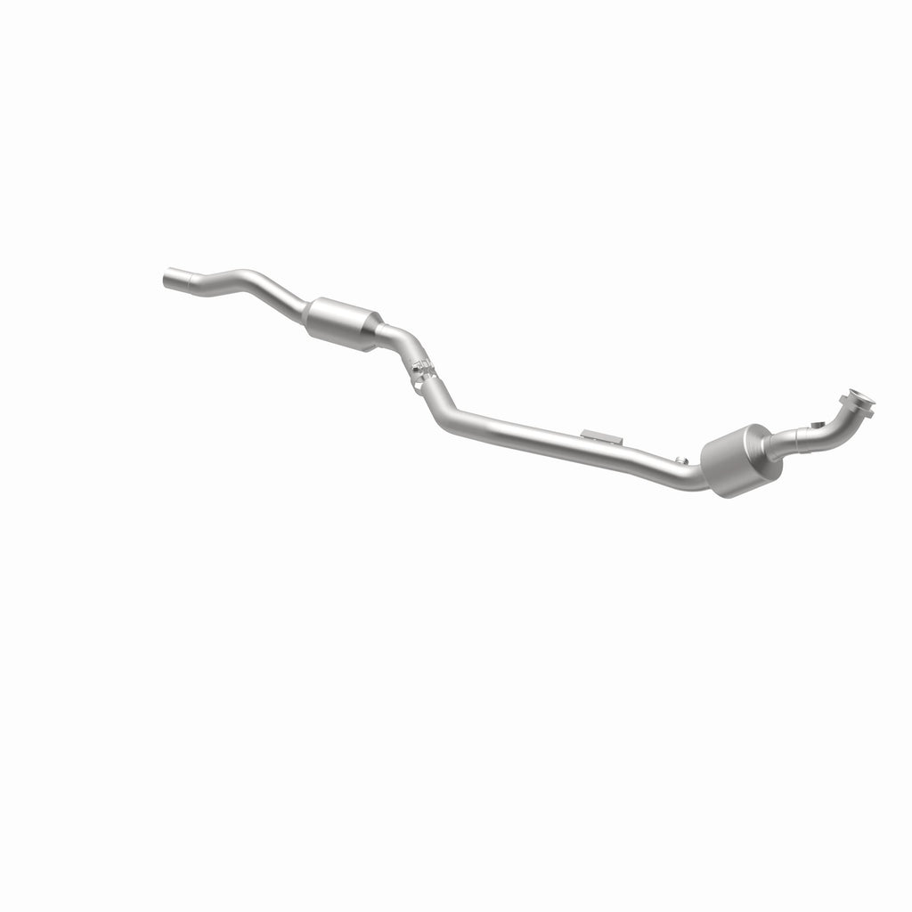 MagnaFlow Exhaust Products 51645 OEM Grade Direct-Fit Catalytic Converter for Select Mercedes-Benz E350