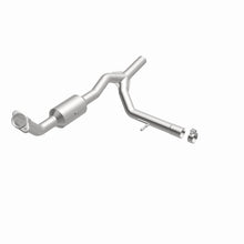 Load image into Gallery viewer, MagnaFlow Exhaust Products 4651695 California CARB Direct-Fit Catalytic Converter for Select Ford F-150, Lincoln Mark LT