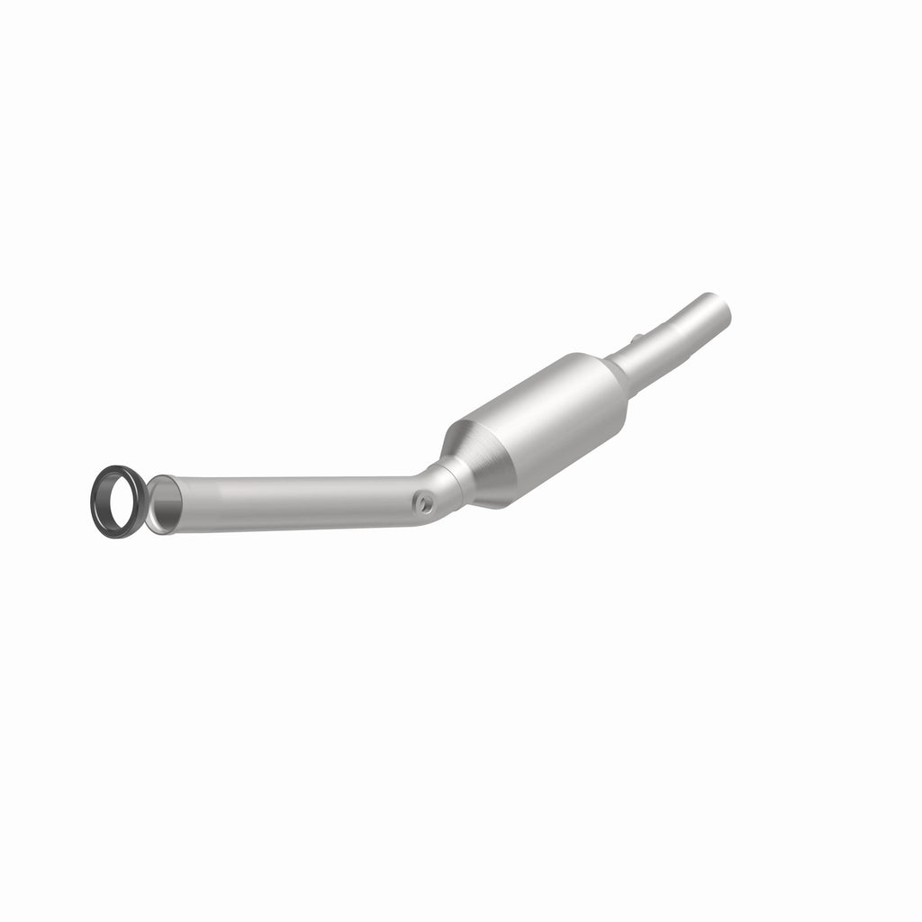 MagnaFlow Exhaust Products 51821 OEM Grade Semi-Direct Fit Catalytic Converter for Select Scion xA, Toyota Echo