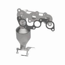 Load image into Gallery viewer, MagnaFlow Exhaust Products 50273 HM Grade Manifold Catalytic Converter for Select Lexus RX330, Lexus RX400h, Toyota Highlander, Toyota Sienna