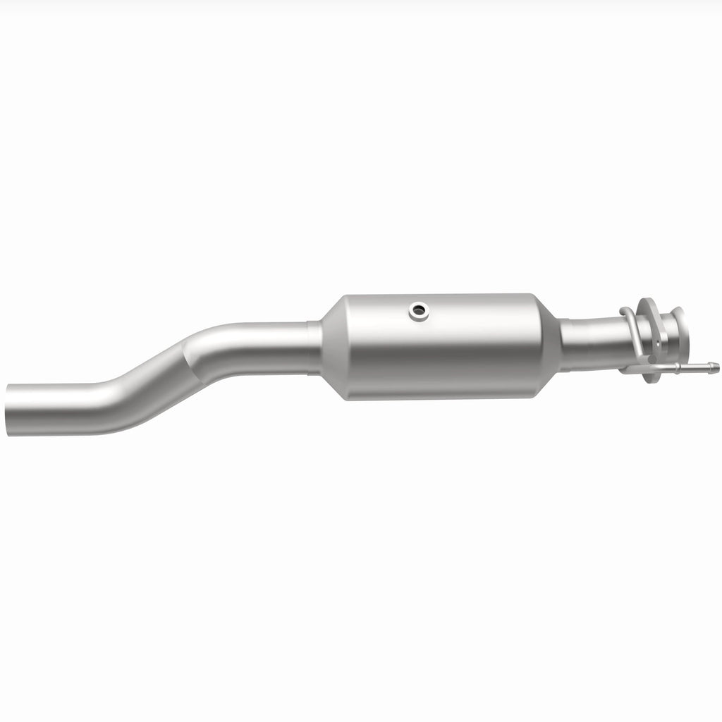 MagnaFlow Exhaust Products 280440 OEM Grade Direct-Fit Catalytic Converter for Select Ford F-350 Super Duty, Ford F-450 Super Duty, Ford F-550 Super Duty