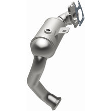 Load image into Gallery viewer, MagnaFlow Exhaust Products 21-951 OEM Grade Direct-Fit Catalytic Converter for Select Chrysler Pacifica, Chrysler Voyager