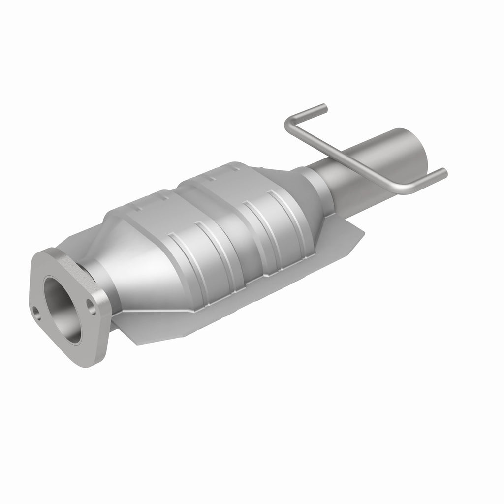 MagnaFlow Exhaust Products 51371 OEM Grade Direct-Fit Catalytic Converter for Select Lincoln Continental