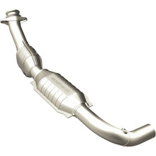 Load image into Gallery viewer, MagnaFlow Exhaust Products 49429 OEM Grade Direct-Fit Catalytic Converter for Select Ford E-150, Ford E-150 Club Wagon, Ford E-150 Econoline, Ford E-150 Econoline Club Wagon, Ford E-250, Ford E-250 Econoline