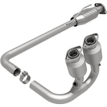 Load image into Gallery viewer, MagnaFlow Exhaust Products 93649 HM Grade Direct-Fit Catalytic Converter for Select Jeep Wrangler