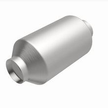 Load image into Gallery viewer, MagnaFlow Exhaust Products 51809 OEM Grade Universal Catalytic Converter for Select Chevrolet Express 4500, Chevrolet Suburban HD, GMC Savana