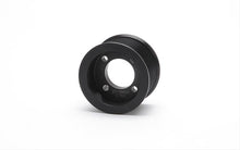 Load image into Gallery viewer, Edelbrock 15858 Edelbrock Competition Supercharger Pulley #15858 2.625 in. 10-Rib Black Anodized