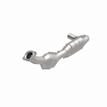 Load image into Gallery viewer, MagnaFlow Exhaust Products 458021 California CARB Direct-Fit Catalytic Converter for Select Ford Expedition
